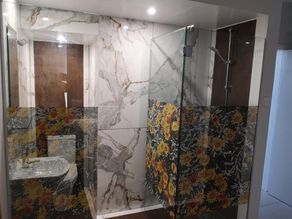 Green Bay Penthouse 2 Протарас Экстерьер фото